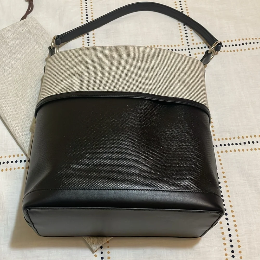 Hermes Col Roule 25 Bag Toile and Vache Hunter
Black - Picture 8 of 16